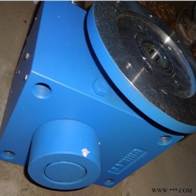 Unimec  原厂是意大利 锥齿轮箱的产品应用