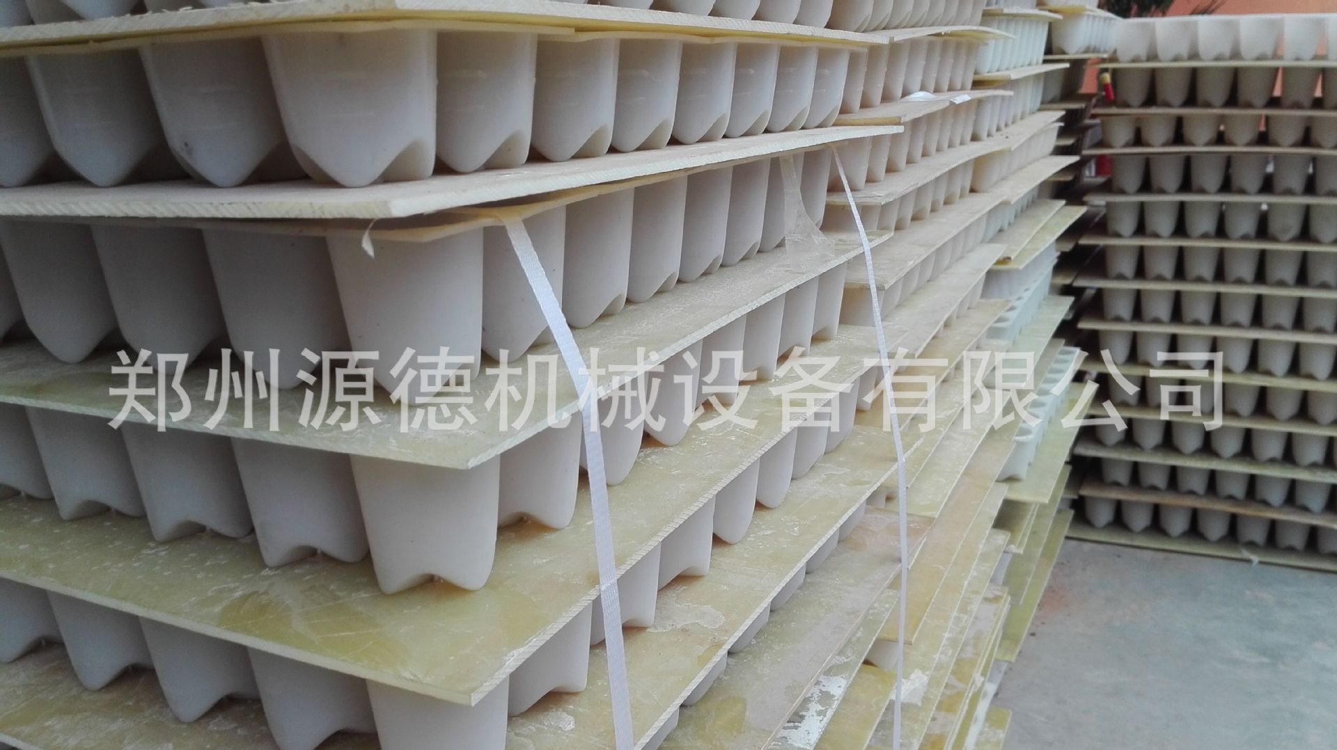厂家低价出售优质楼梯转角圆垫块模具 垫块塑料模具 马凳塑料模具示例图14
